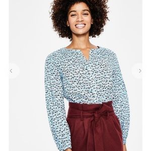 Boden Esme Blouse Size 8 Heron Blue Crocus Flower pattern